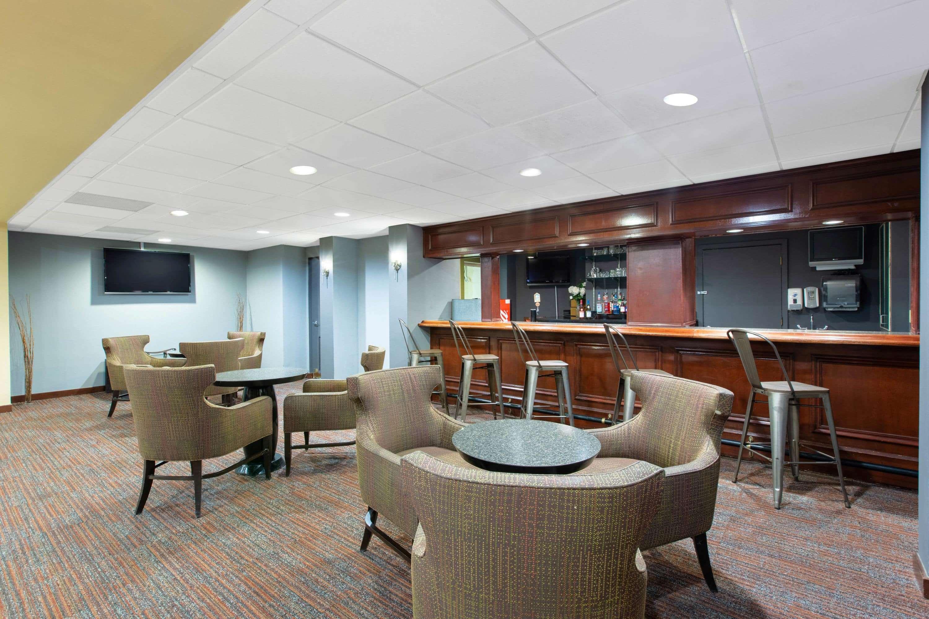Aksarben Suites Trademark Collection By Wyndham Omaha Luaran gambar