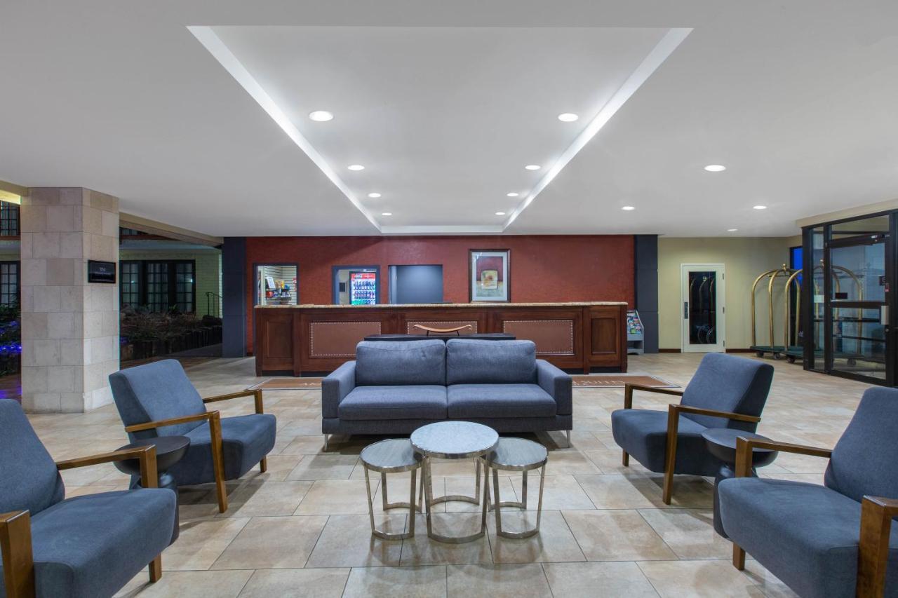 Aksarben Suites Trademark Collection By Wyndham Omaha Luaran gambar